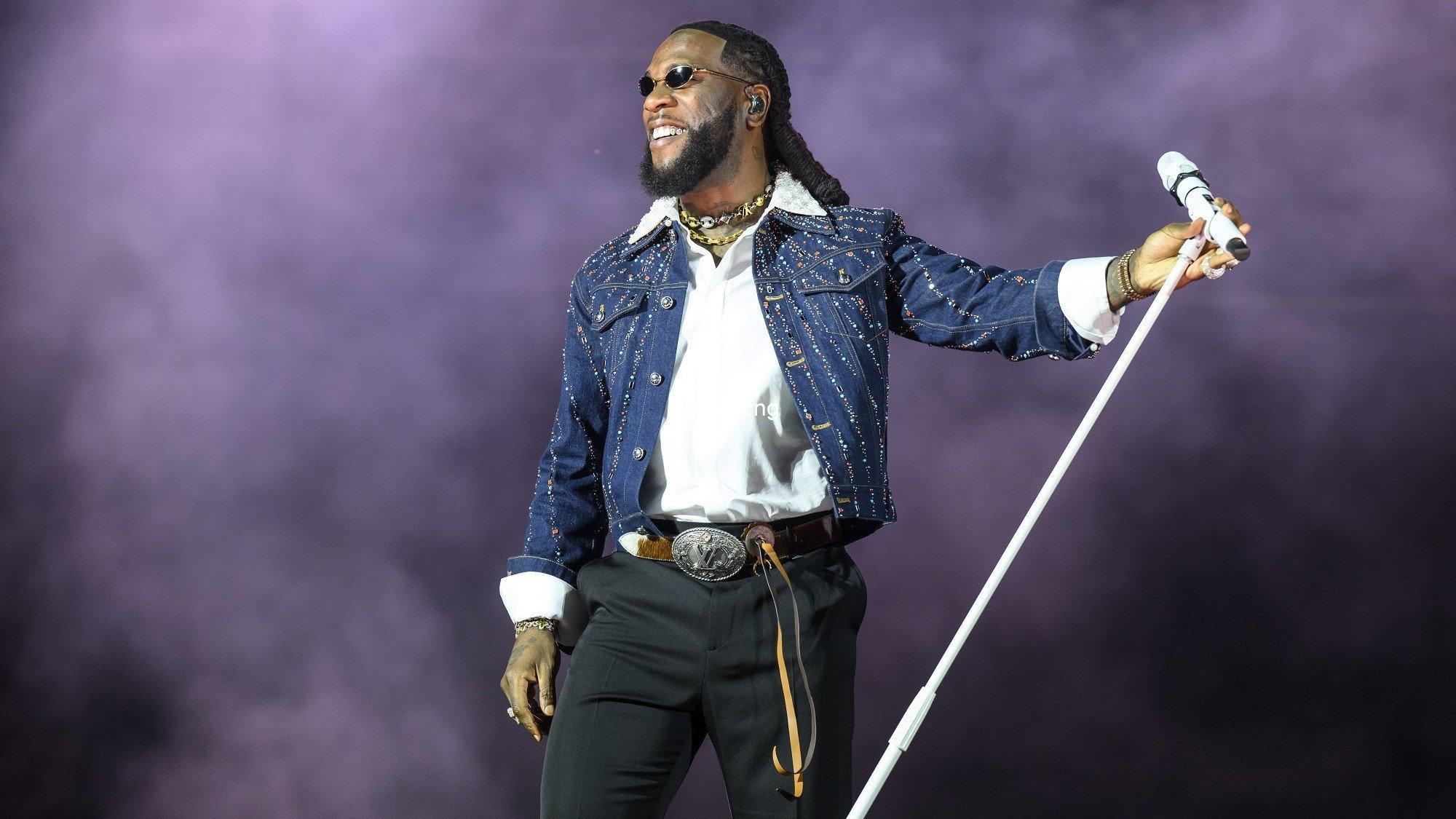 2Baba Declares Burna Boy His “Number One” — Puts Him Ahead of Wizkid and Davido in Afrobeats Rankings